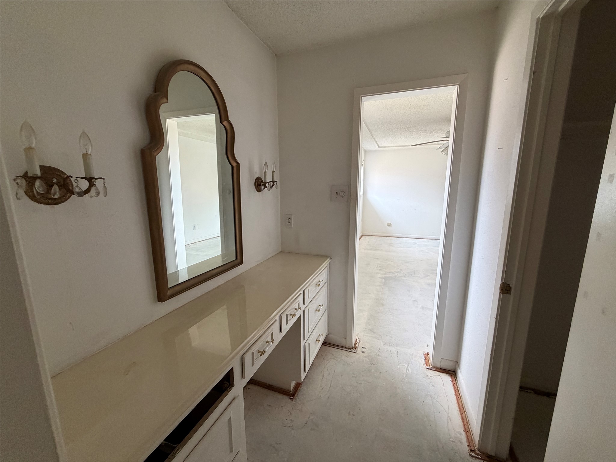 1115 Green River Trail Cleburne TX 76033