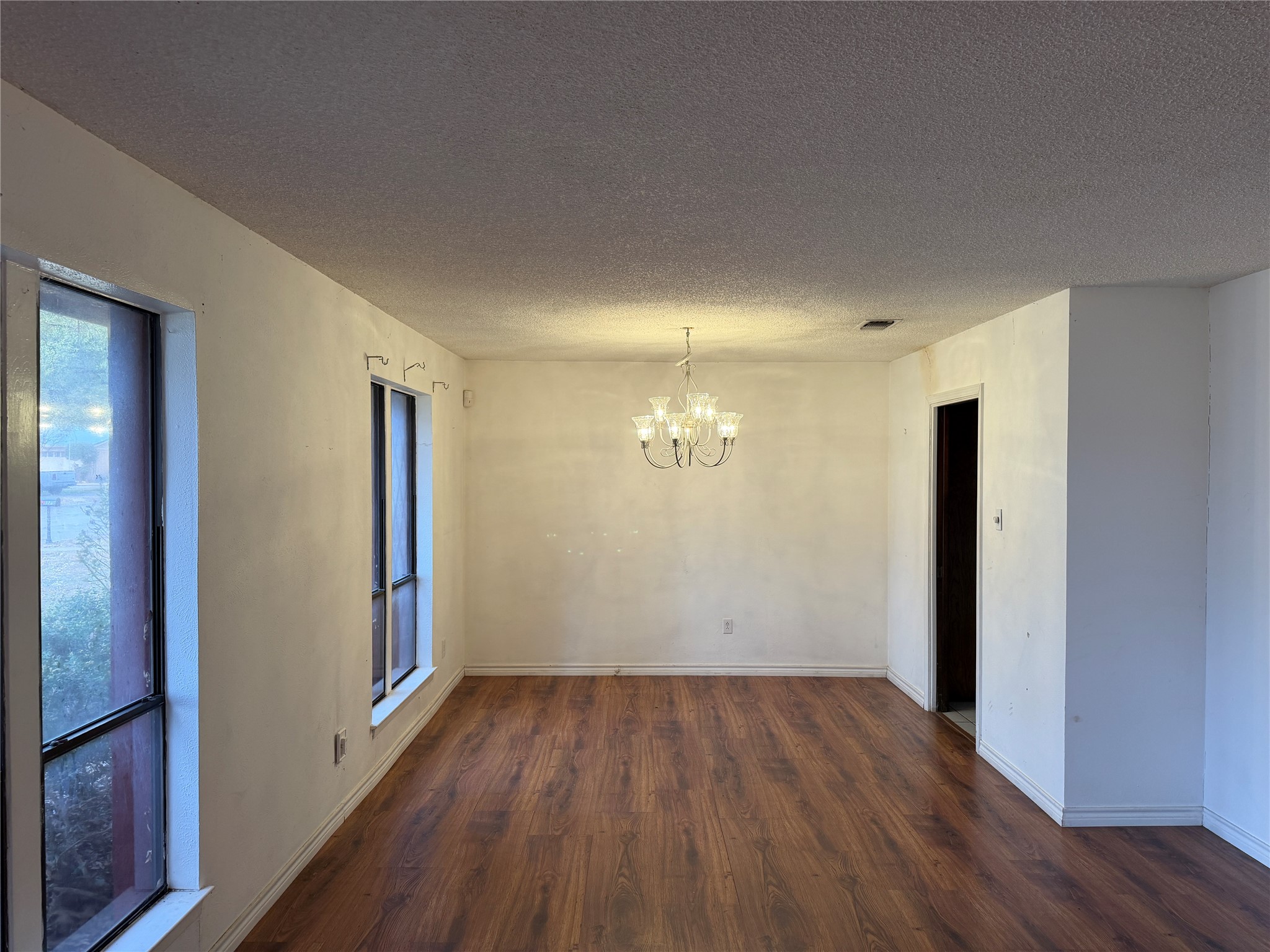 1115 Green River Trail Cleburne TX 76033