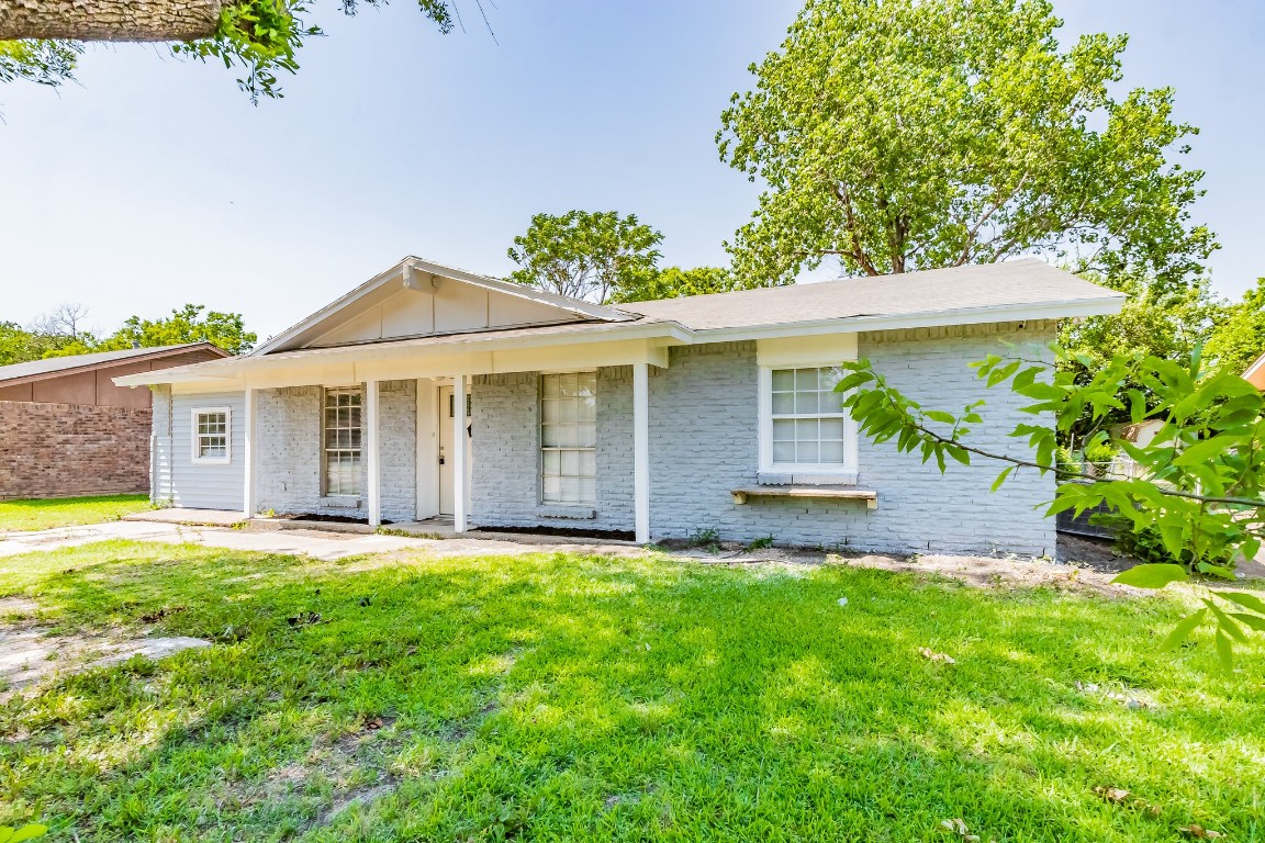 921 Ontario Drive Garland TX 75040