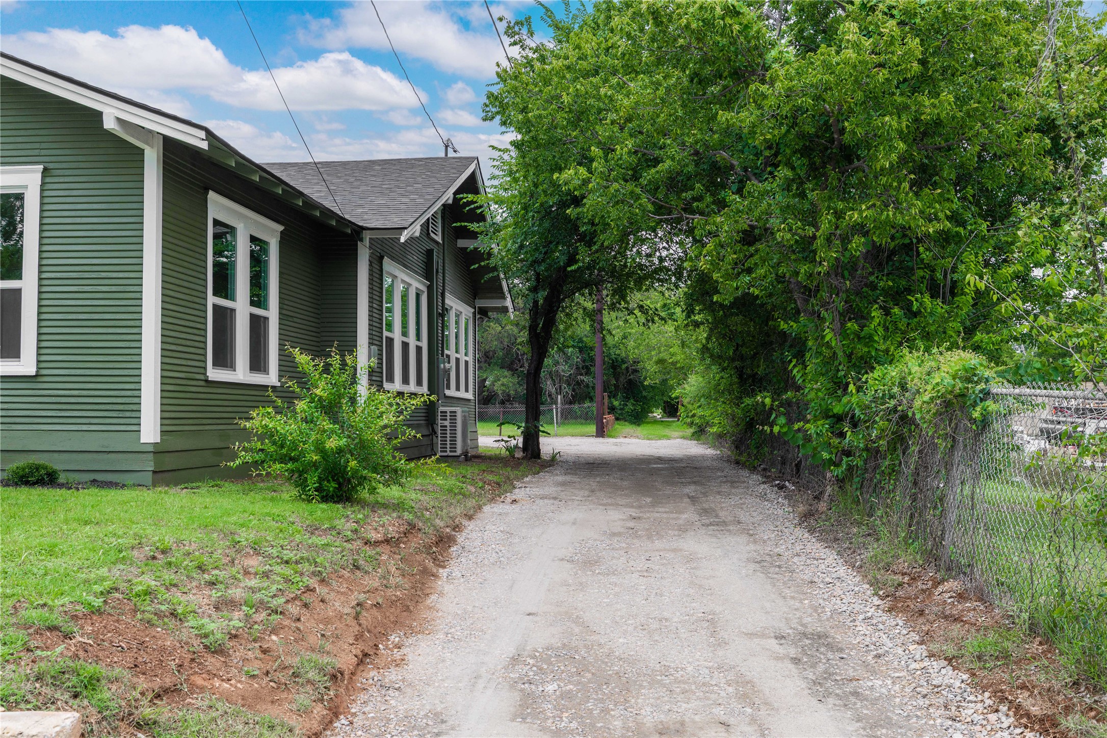 709 Avenue H Brownwood TX 76801