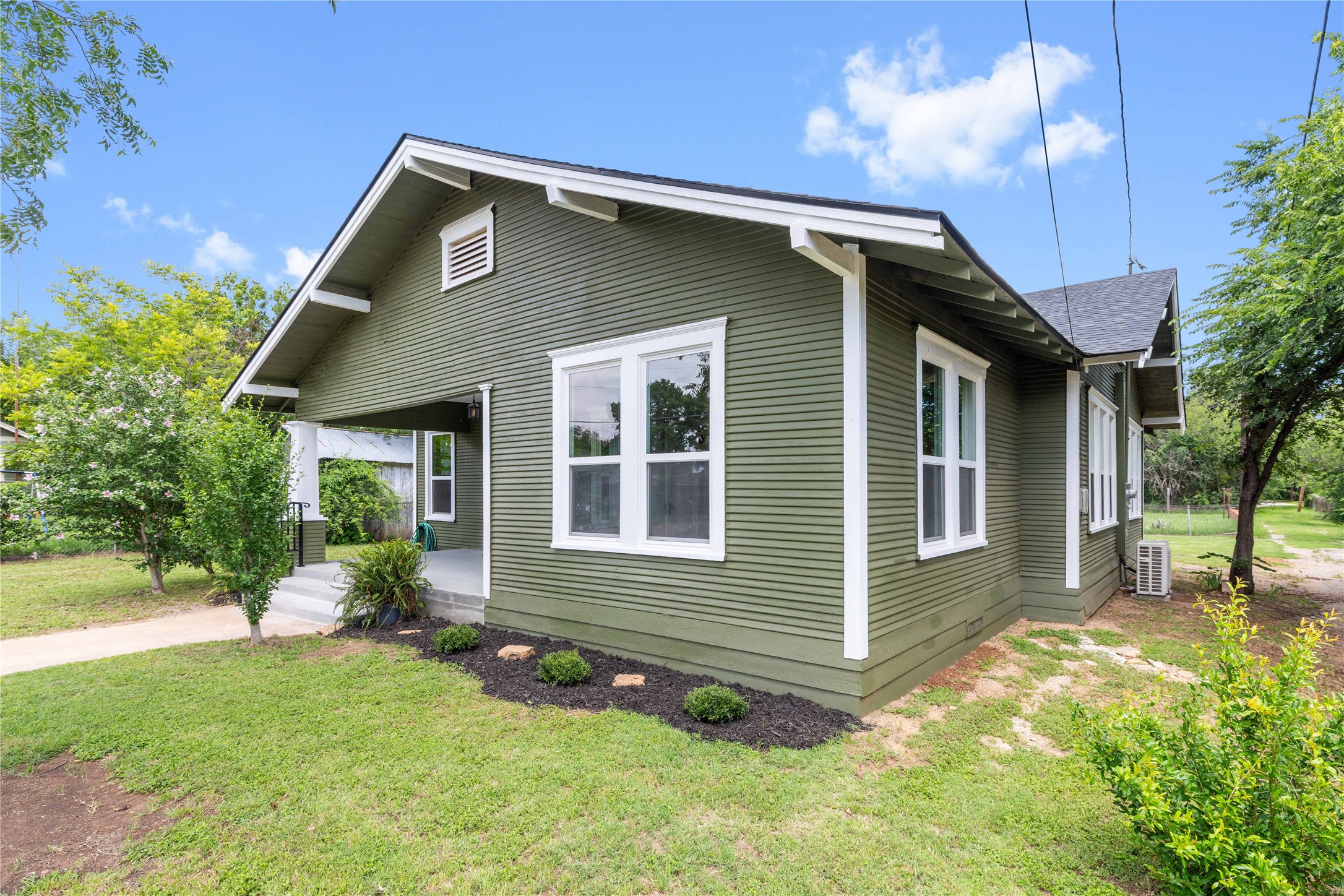 709 Avenue H Brownwood TX 76801