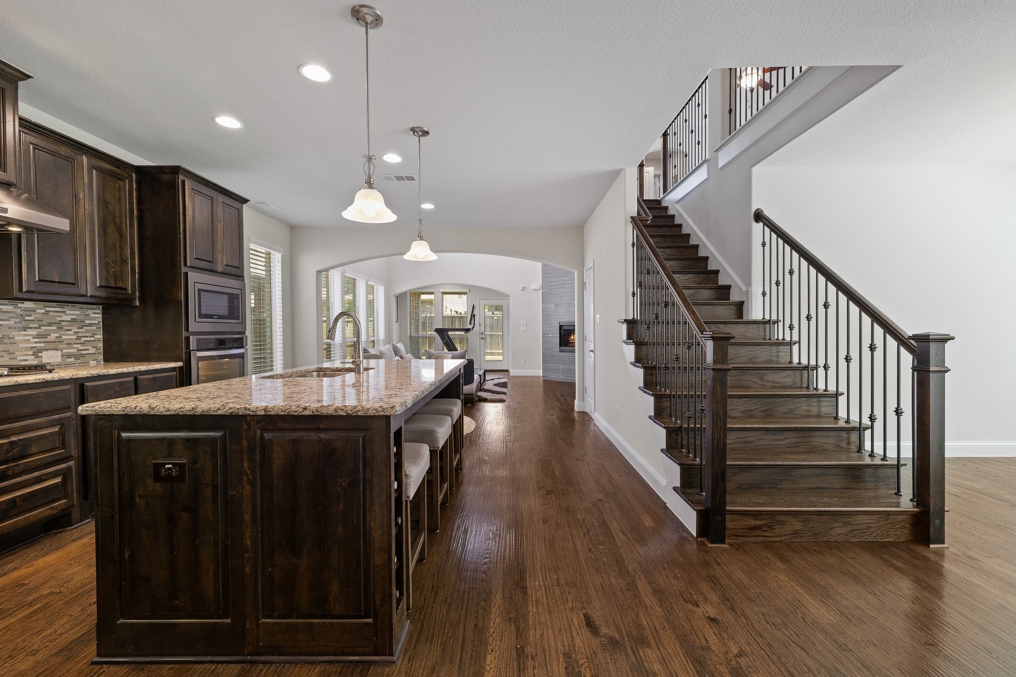 409 Palamedes Street Lewisville TX 75056