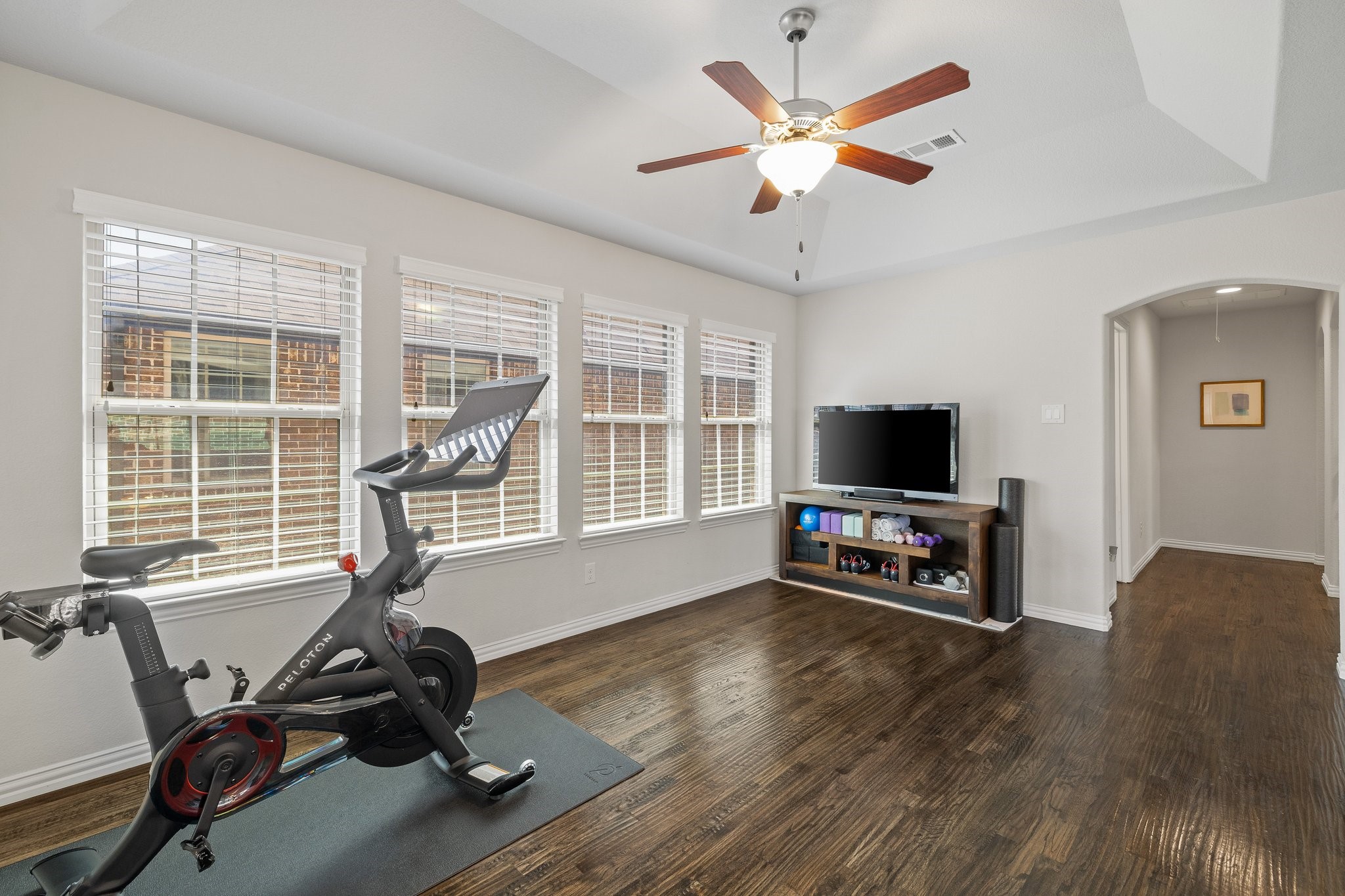 409 Palamedes Street Lewisville TX 75056