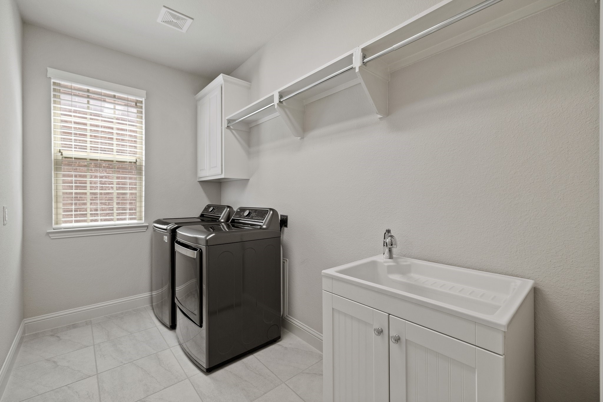 409 Palamedes Street Lewisville TX 75056