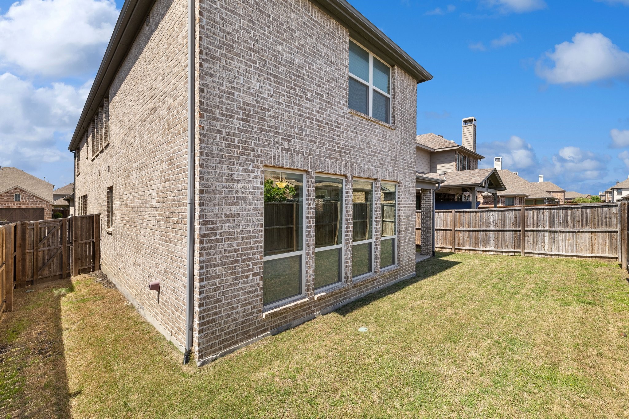409 Palamedes Street Lewisville TX 75056