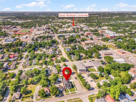 3021 Avenue J Fort Worth TX 76105