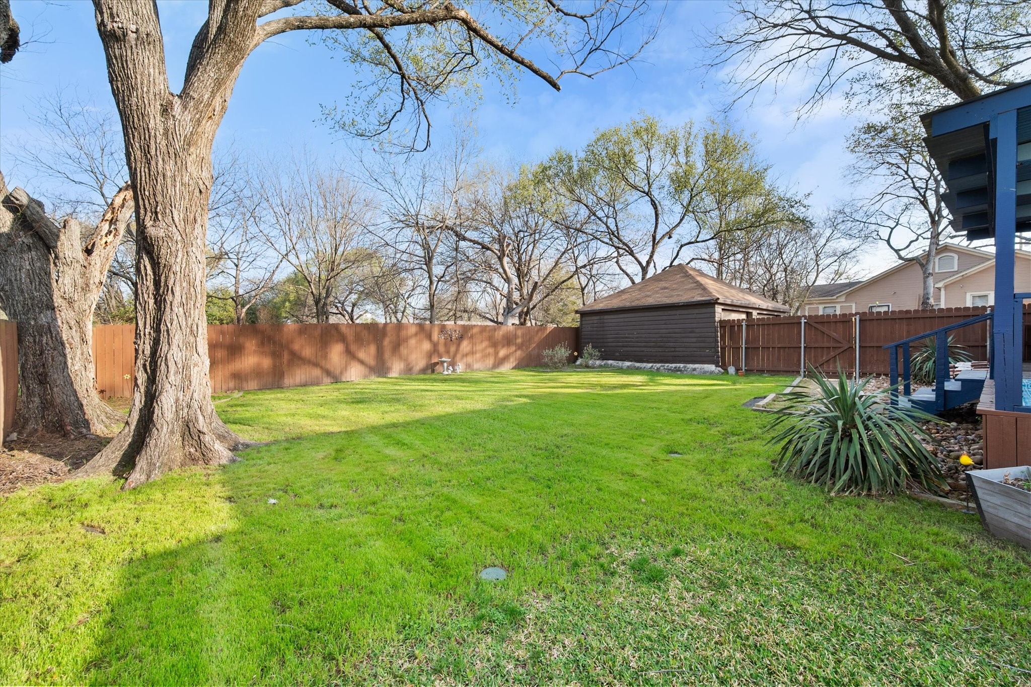 504 W Gilmer Street Ennis TX 75119