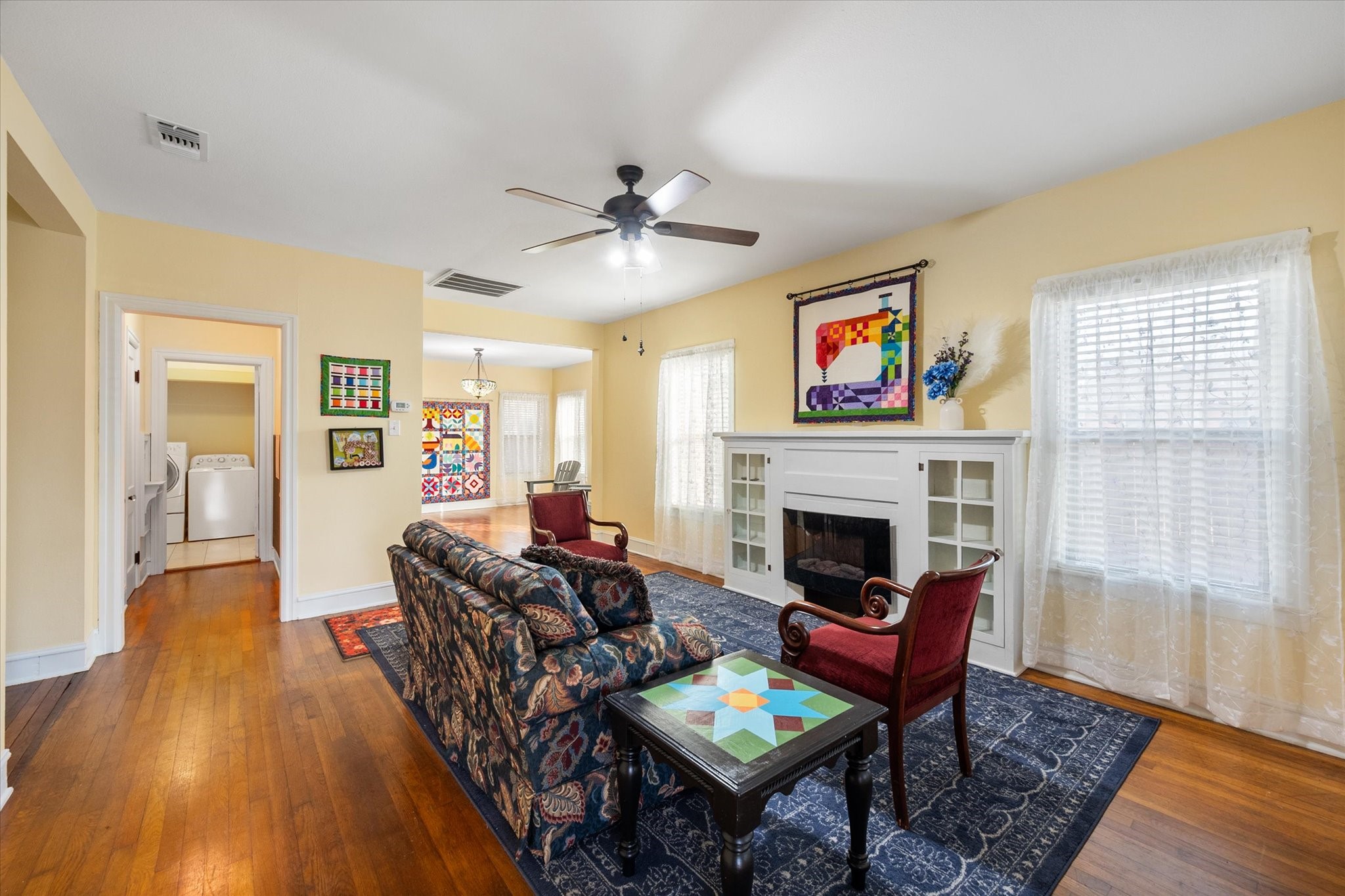 504 W Gilmer Street Ennis TX 75119