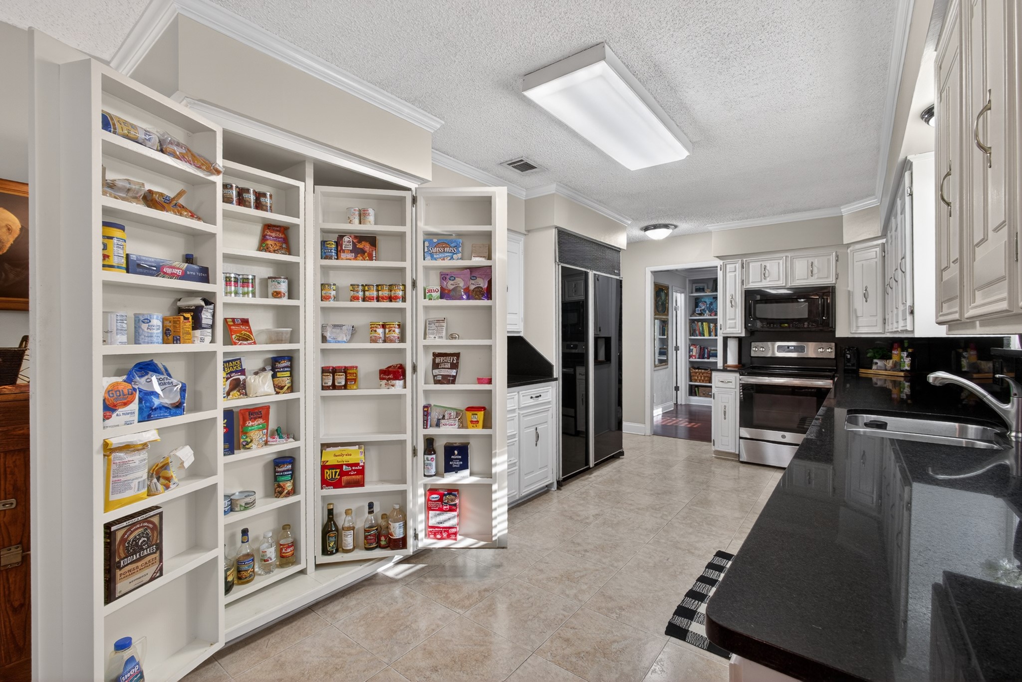 1907 Wes Hardin Circle Bonham TX 75418