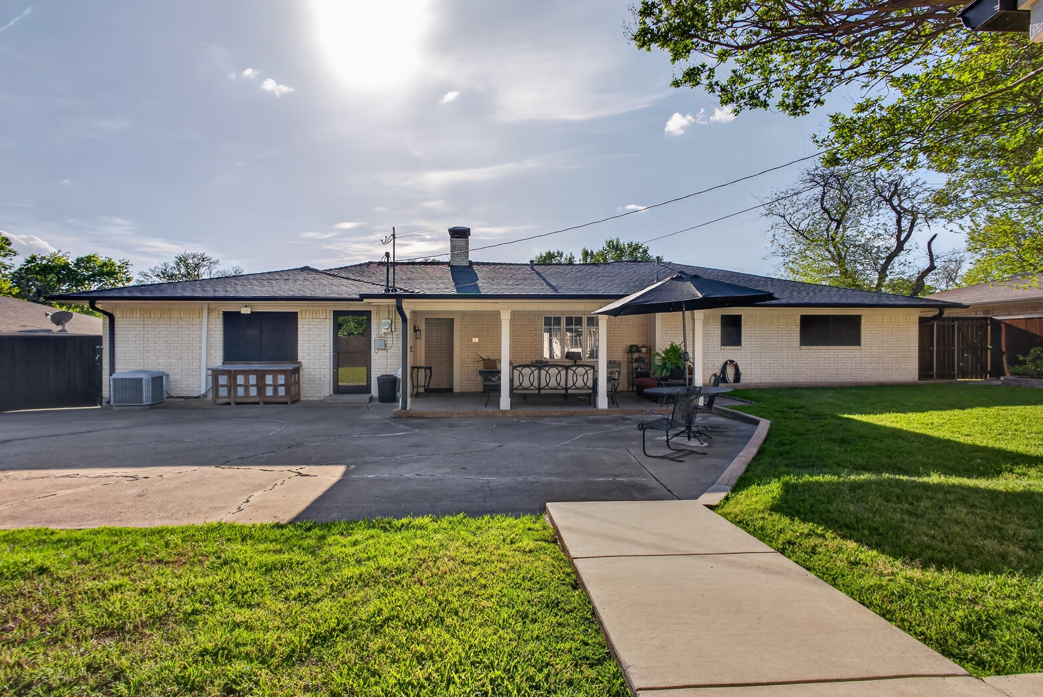 1907 Wes Hardin Circle Bonham TX 75418