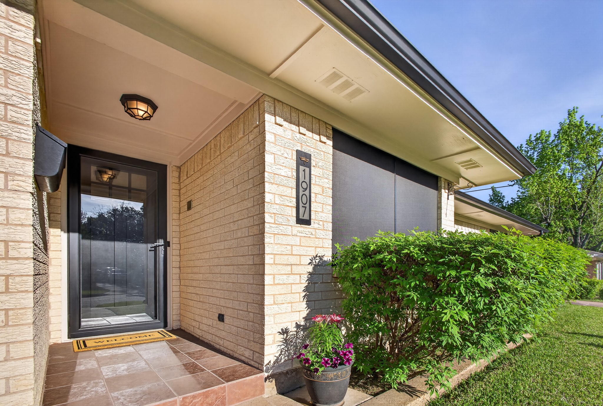 1907 Wes Hardin Circle Bonham TX 75418