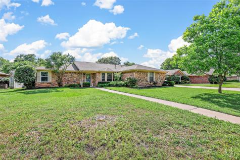 916 Stonelake Drive Cleburne TX 76033