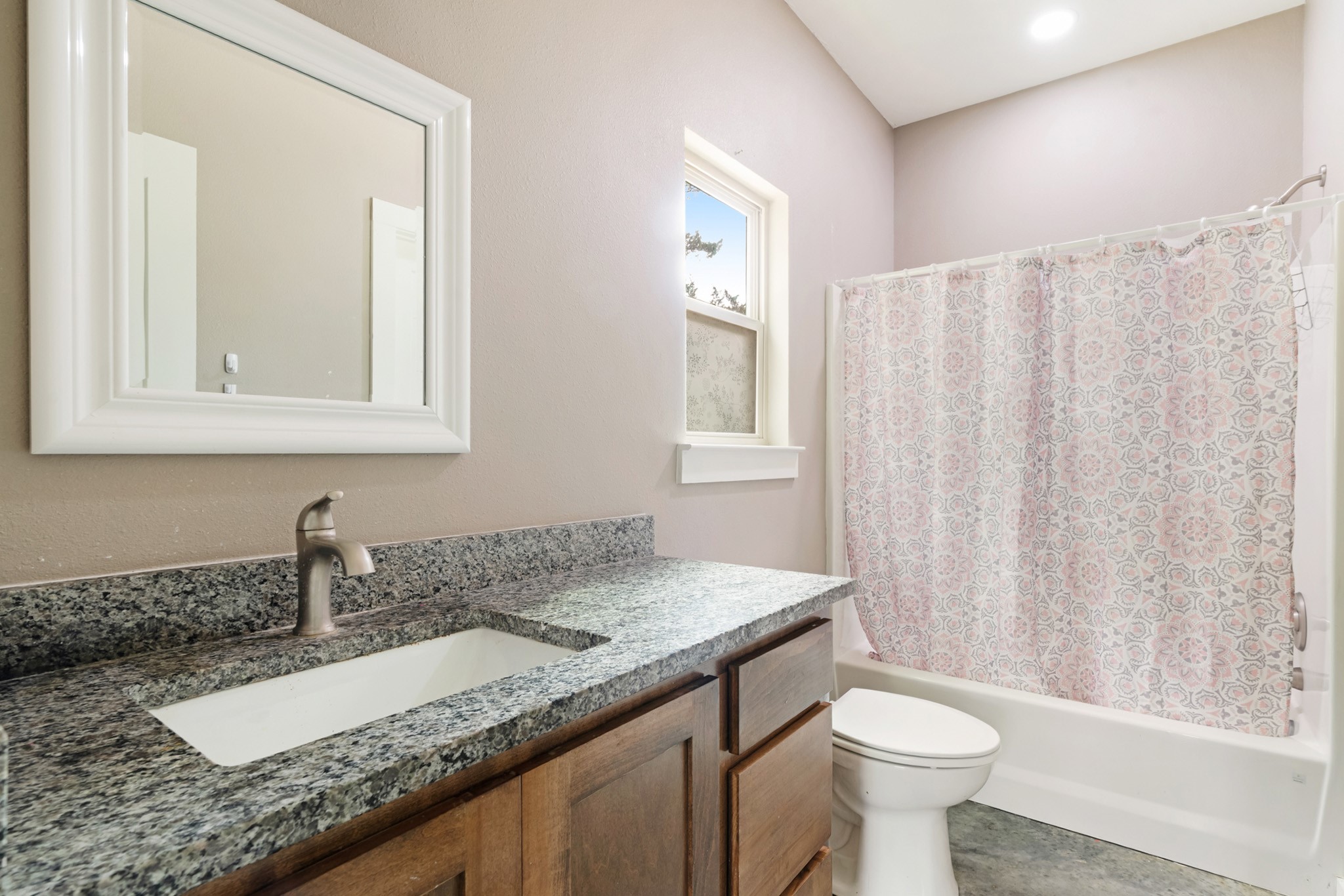 675 High Street Blossom TX 75416
