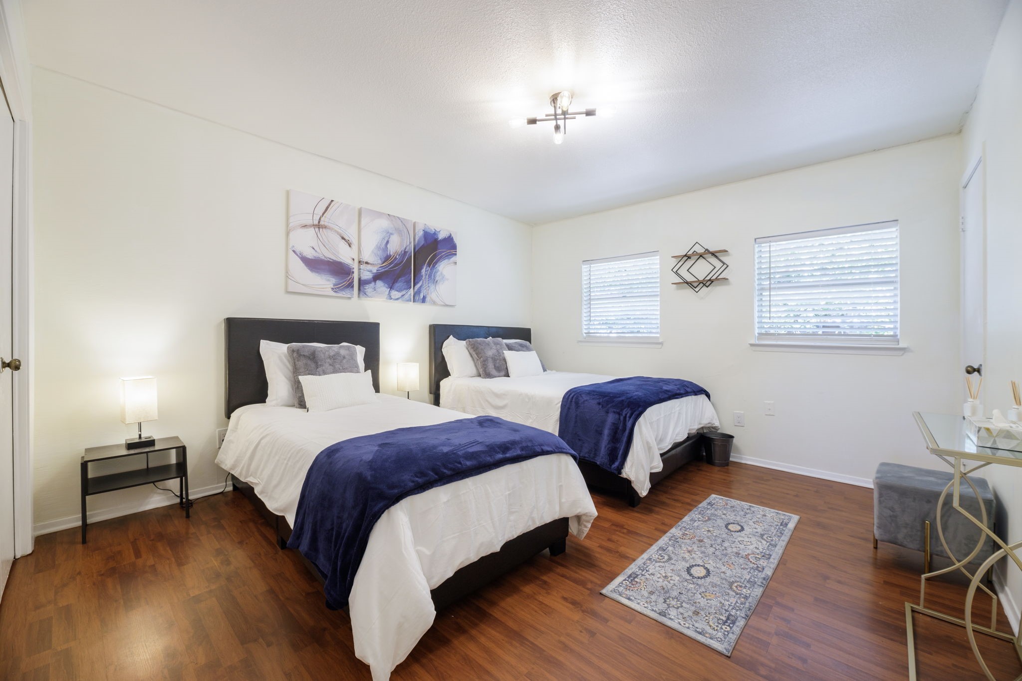 2406 Hollandale Circle Arlington TX 76010