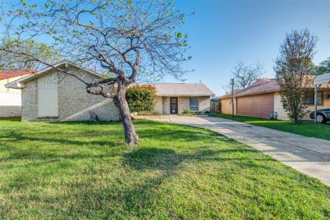 414 Oak Ridge Place Grand Prairie TX 75052
