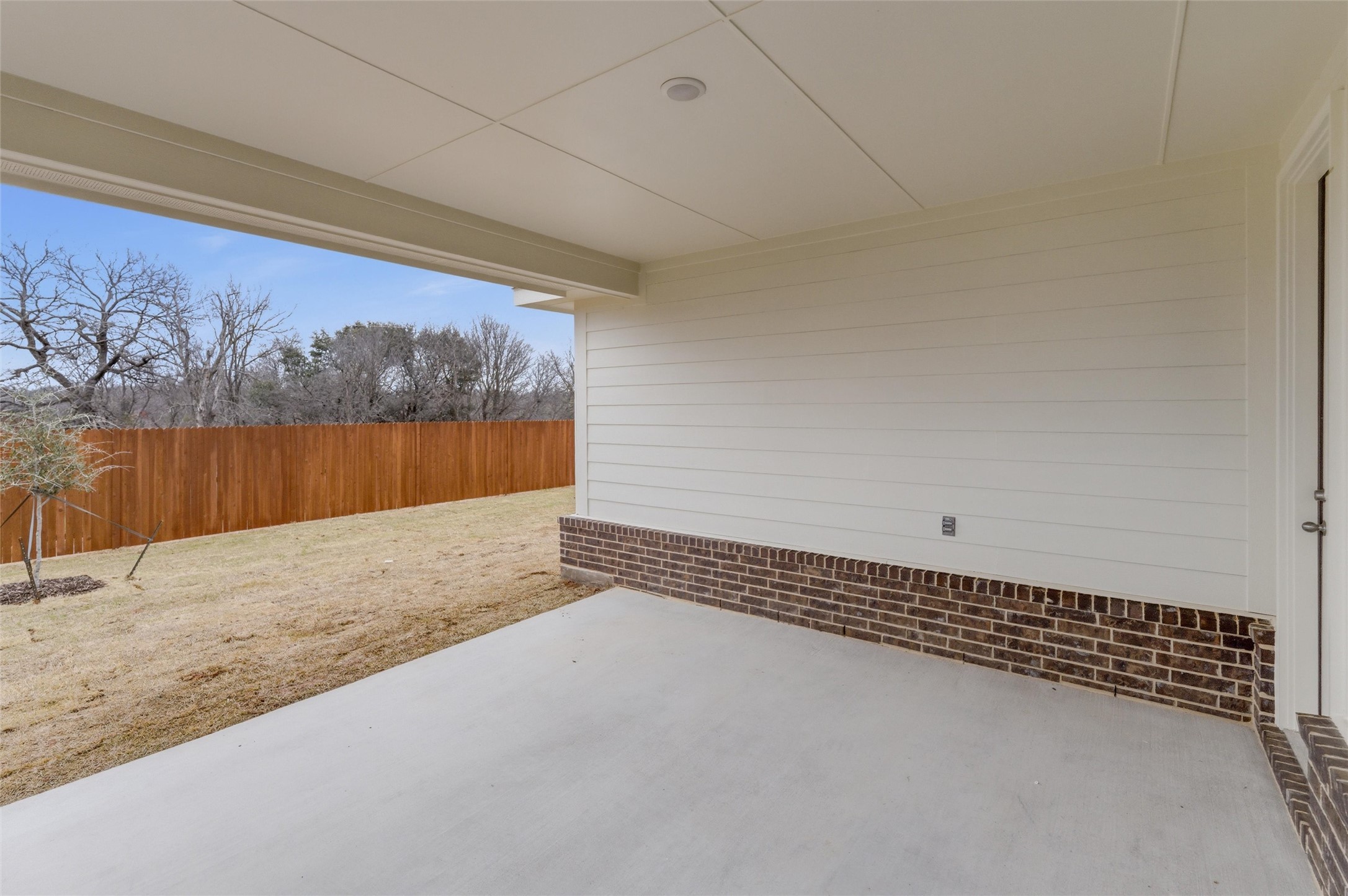 1249 Sabine River Lane Springtown TX 76082