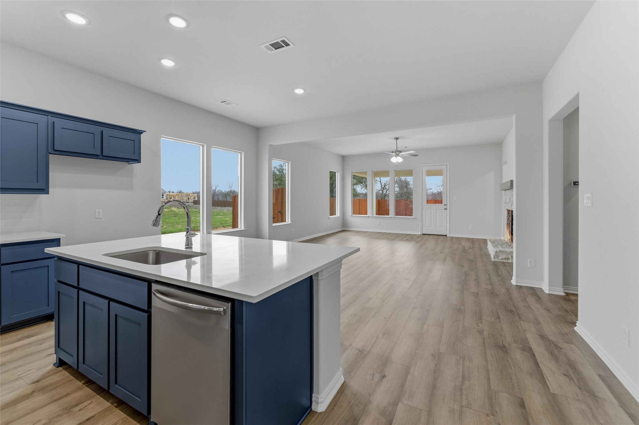 1249 Sabine River Lane Springtown TX 76082