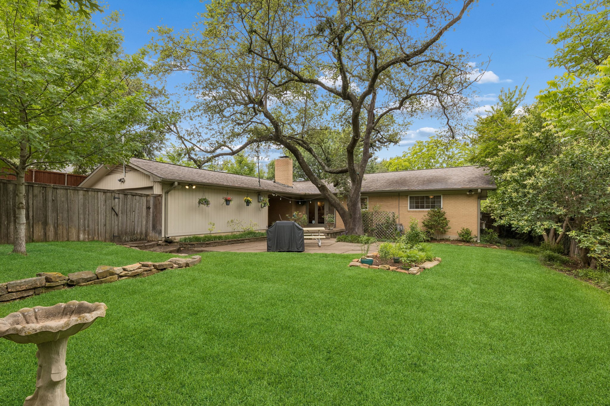 9512 Aldwick Drive Dallas TX 75238