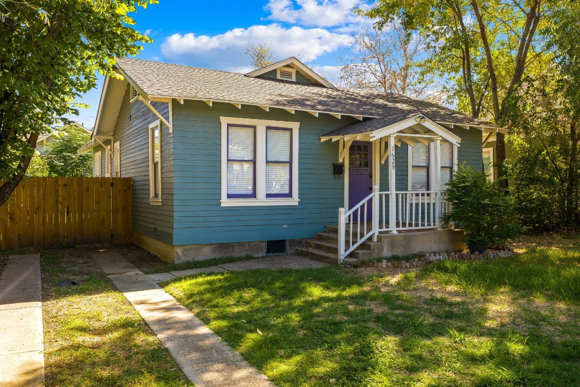 1629 S Henderson Street Fort Worth TX 76104