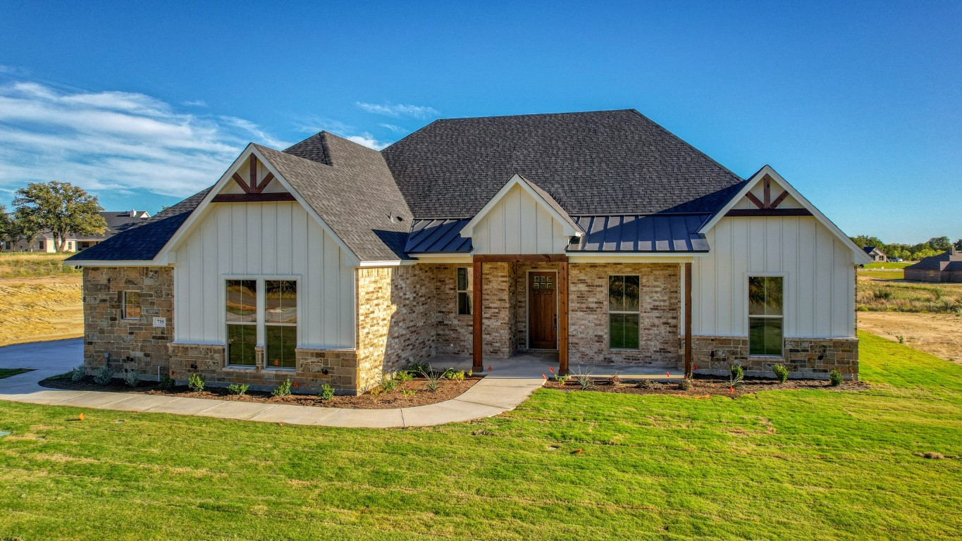 735 Thompson Road Weatherford TX 76087