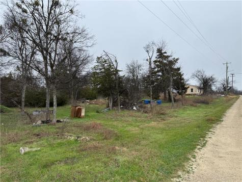 103 Cypress Street Lott TX 76656