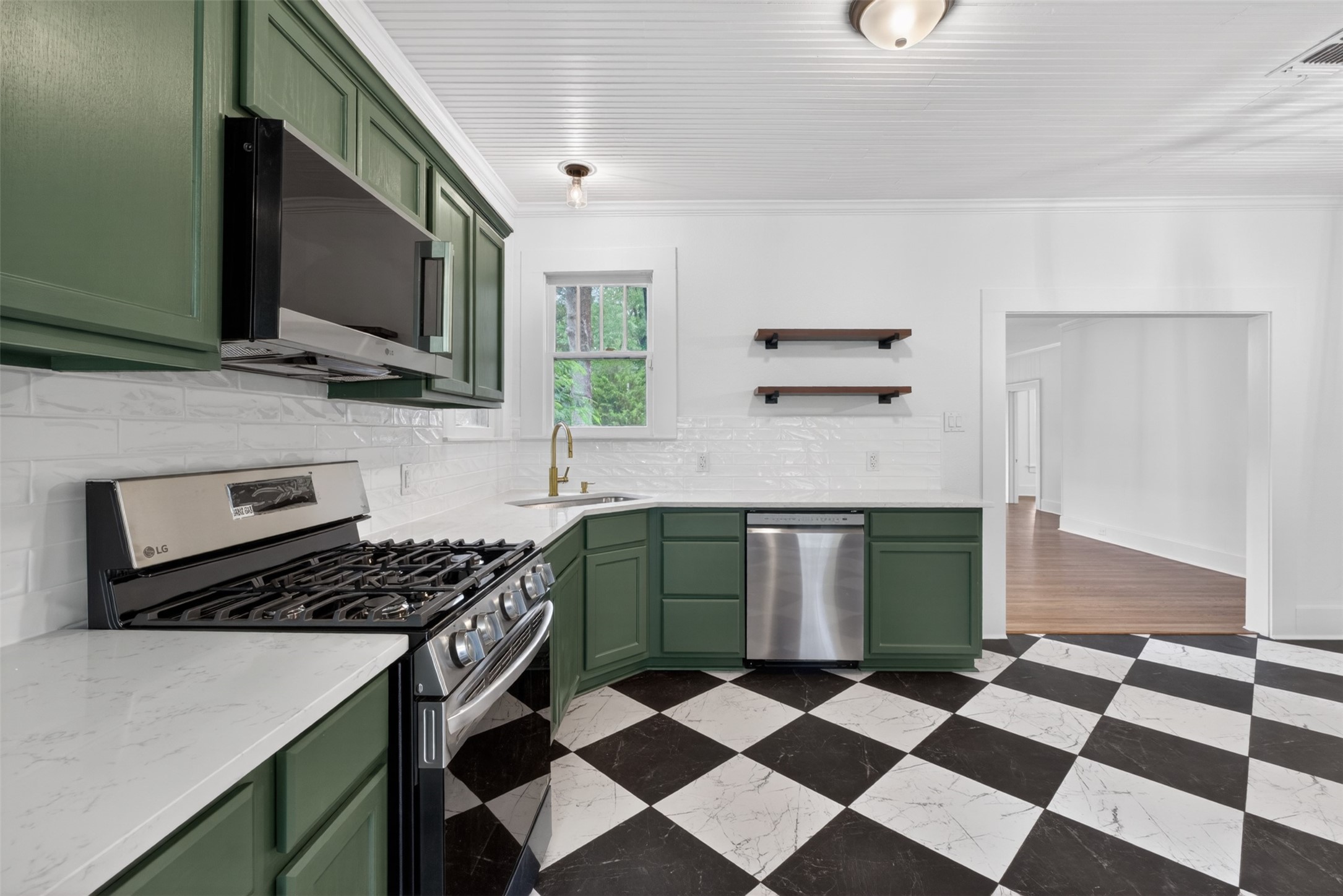 106 Washington Place S Marshall TX 75670