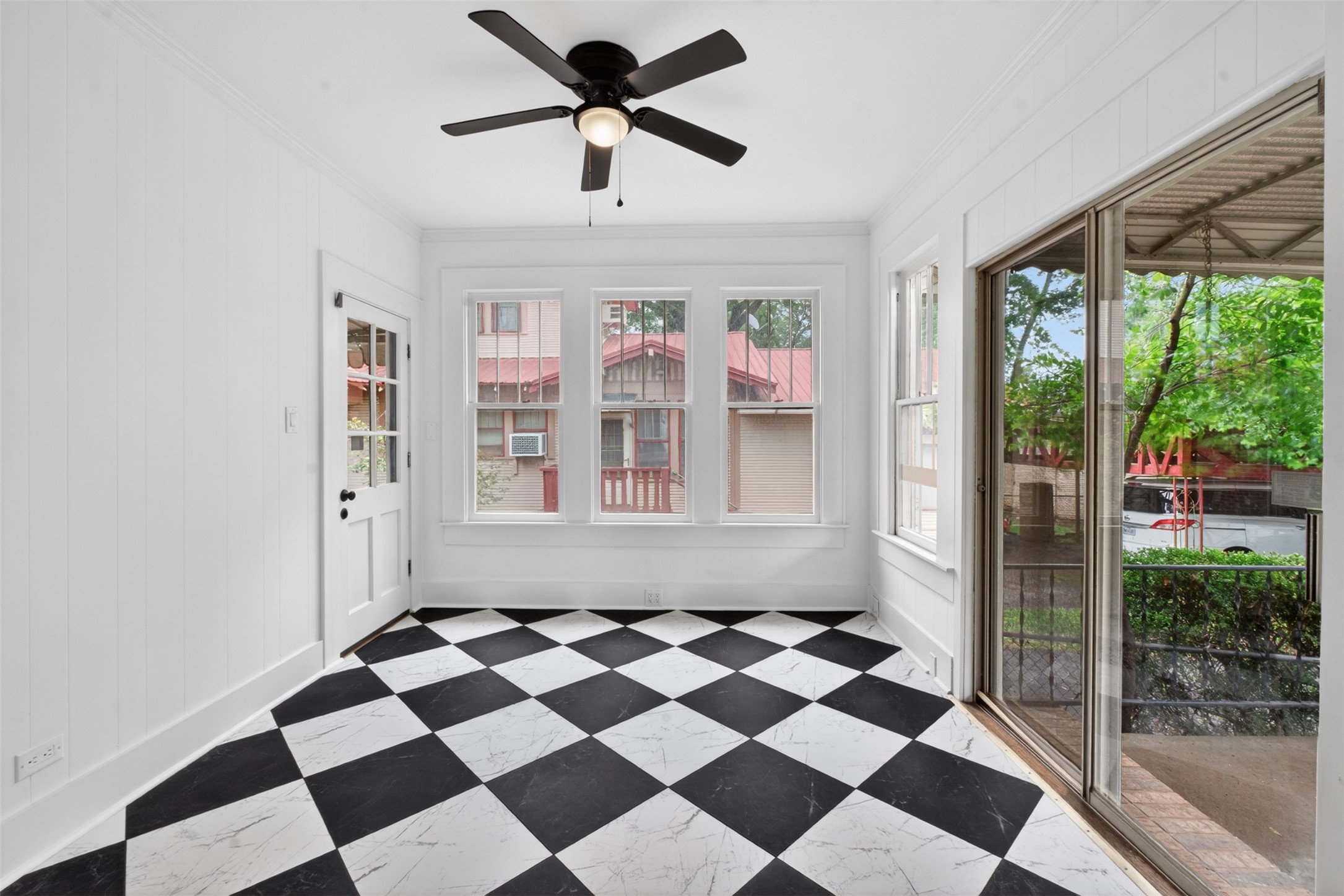 106 Washington Place S Marshall TX 75670