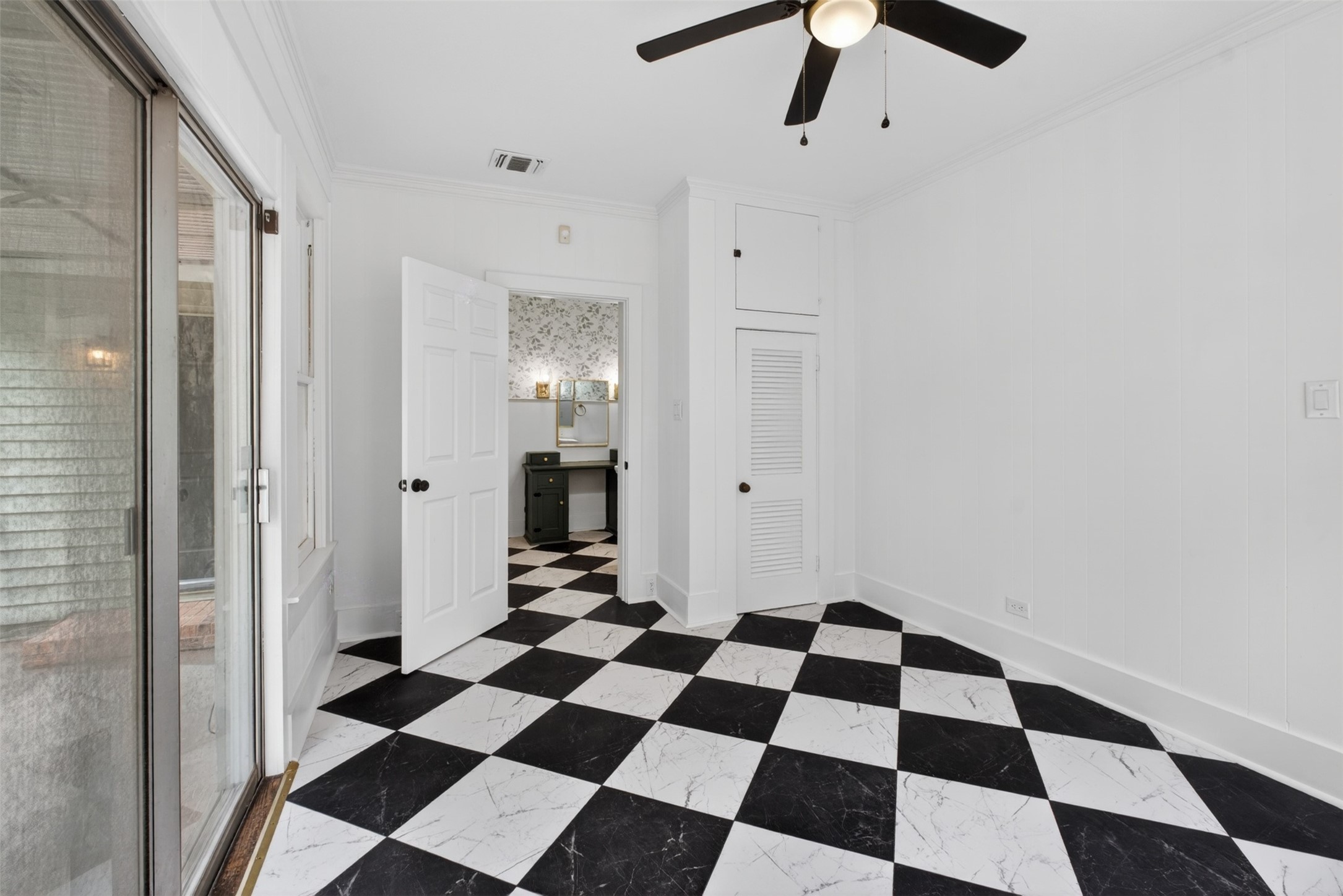 106 Washington Place S Marshall TX 75670