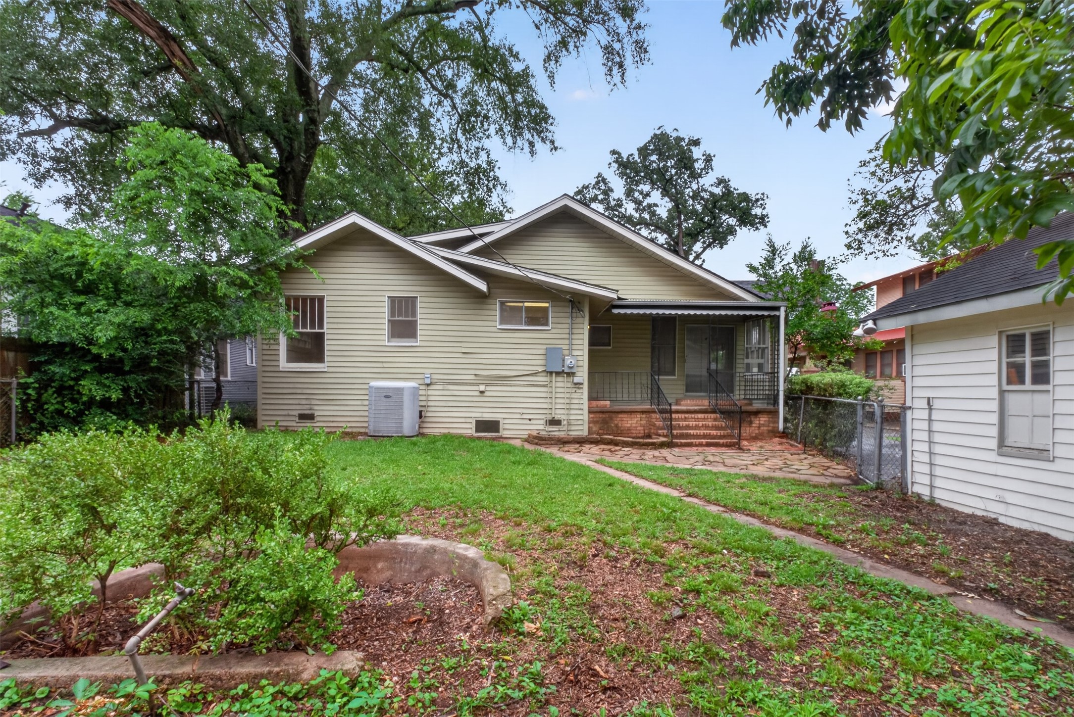 106 Washington Place S Marshall TX 75670