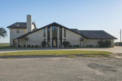 1505 Hillcrest Street Coleman TX 76834