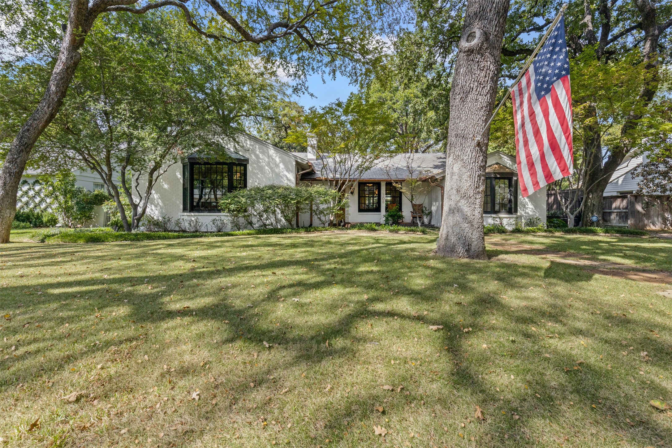 3708 Cresthaven Terrace Fort Worth TX 76107