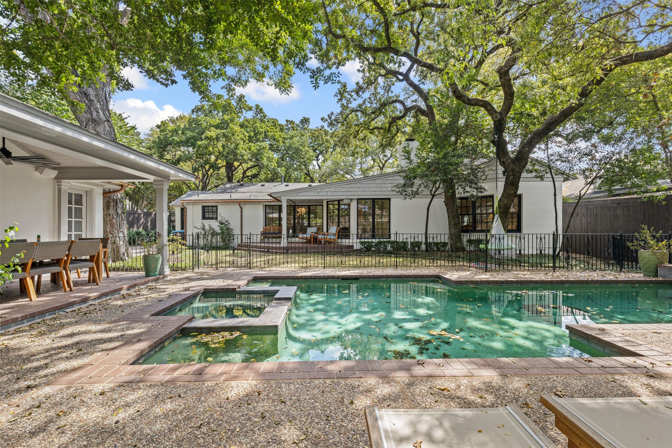 3708 Cresthaven Terrace Fort Worth TX 76107