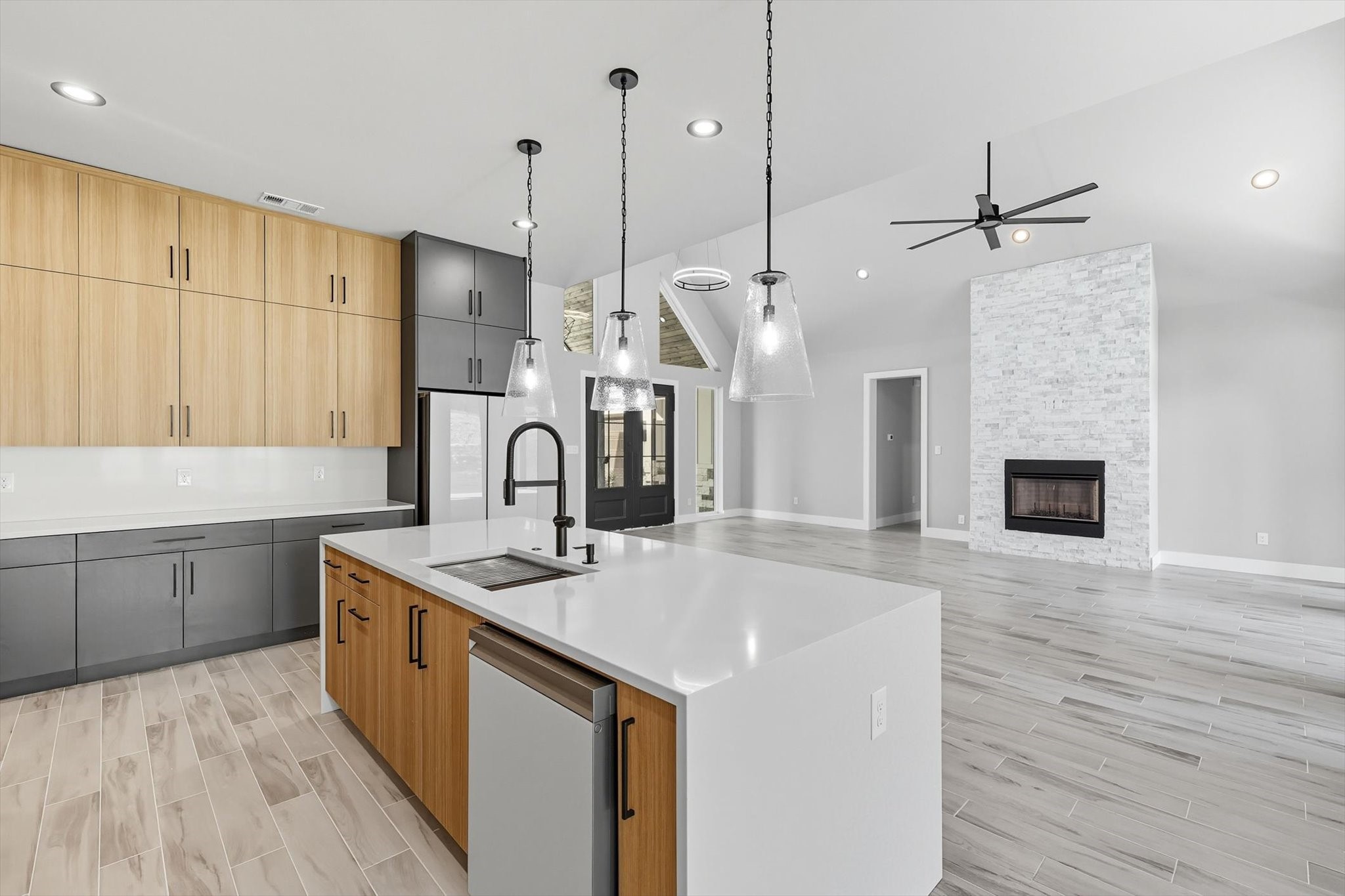 1019 Glenoaks Drive Weatherford TX 76088