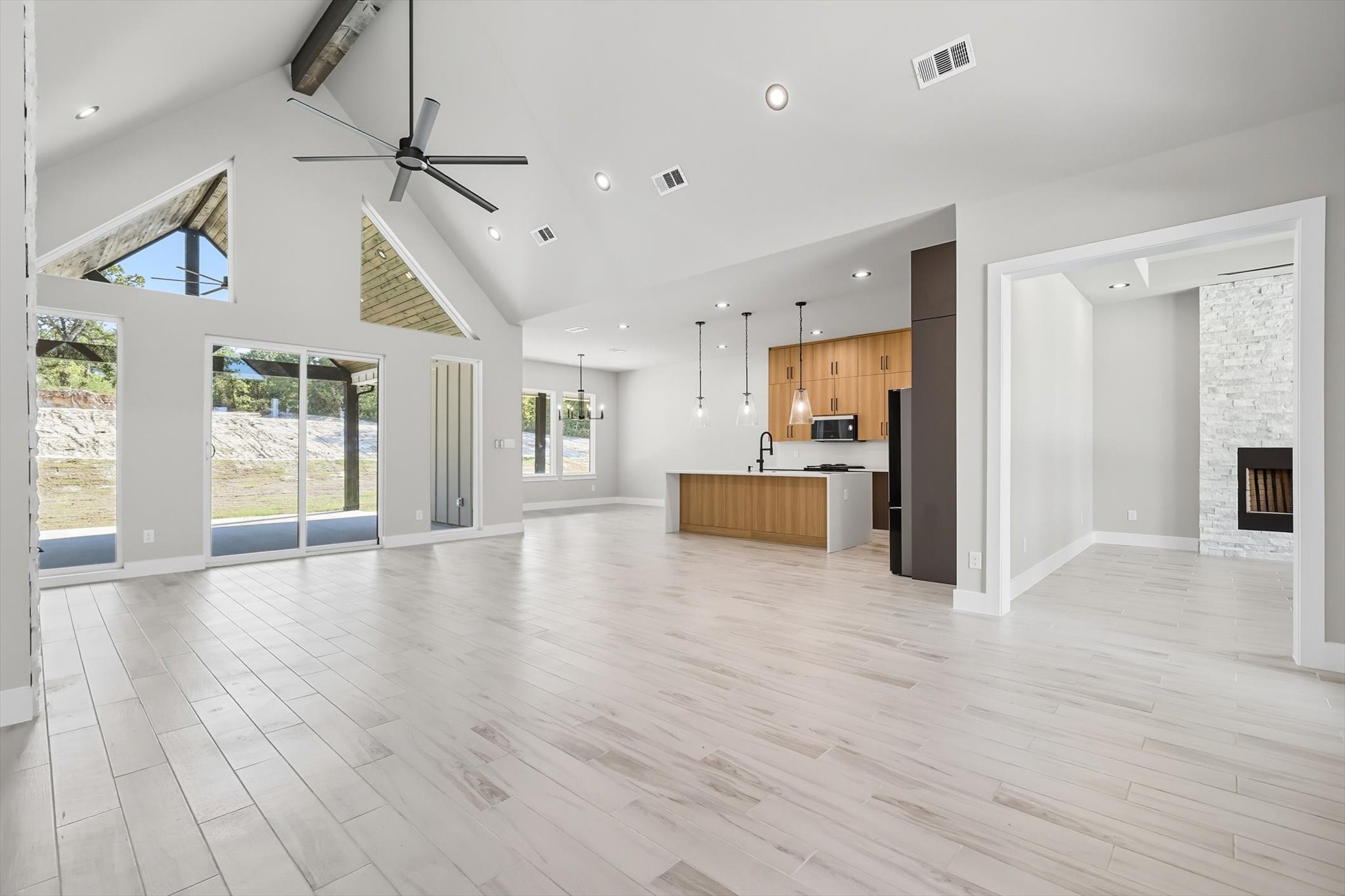 1019 Glenoaks Drive Weatherford TX 76088