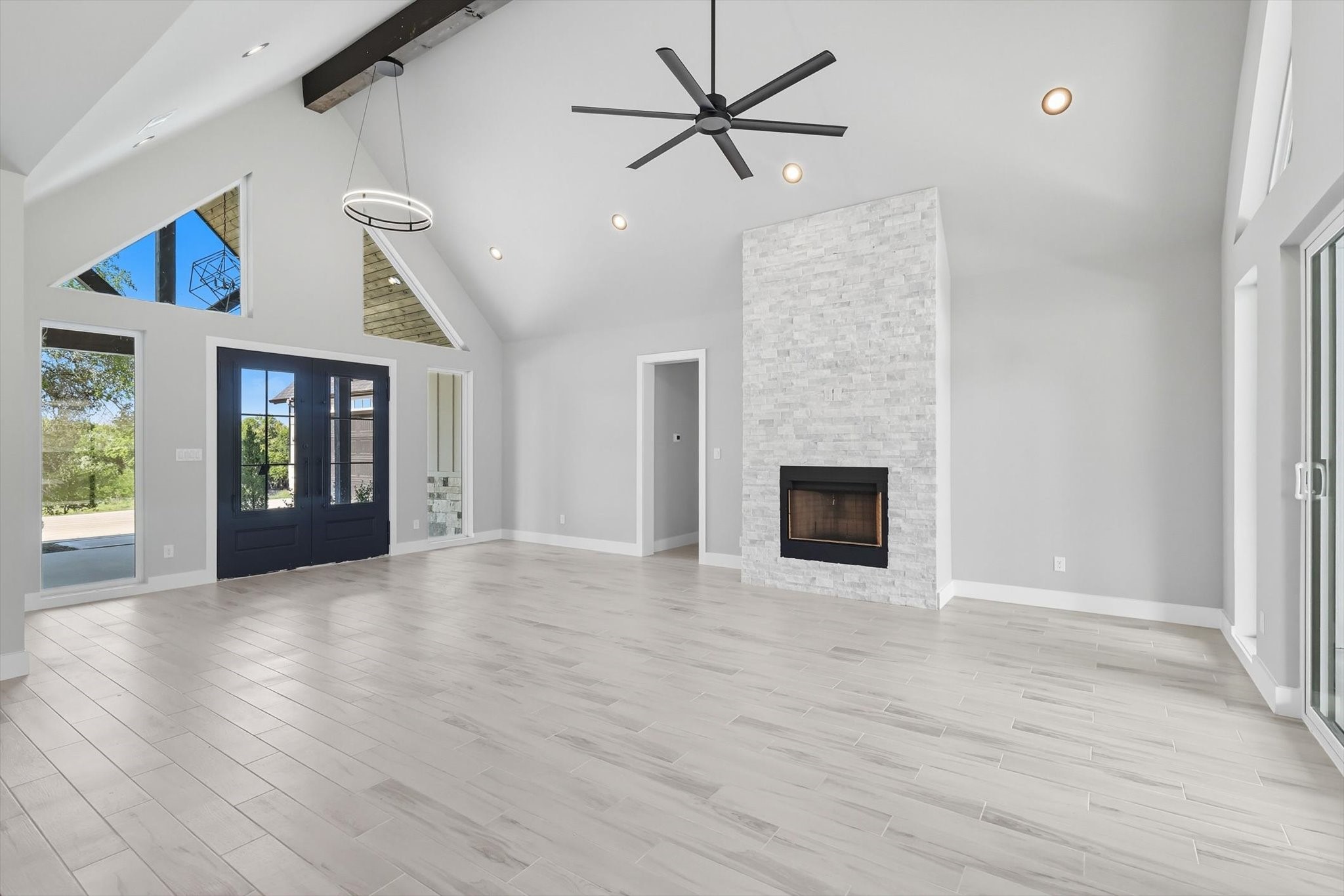 1019 Glenoaks Drive Weatherford TX 76088