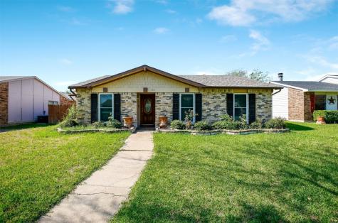 110 Lucinda Drive Garland TX 75040
