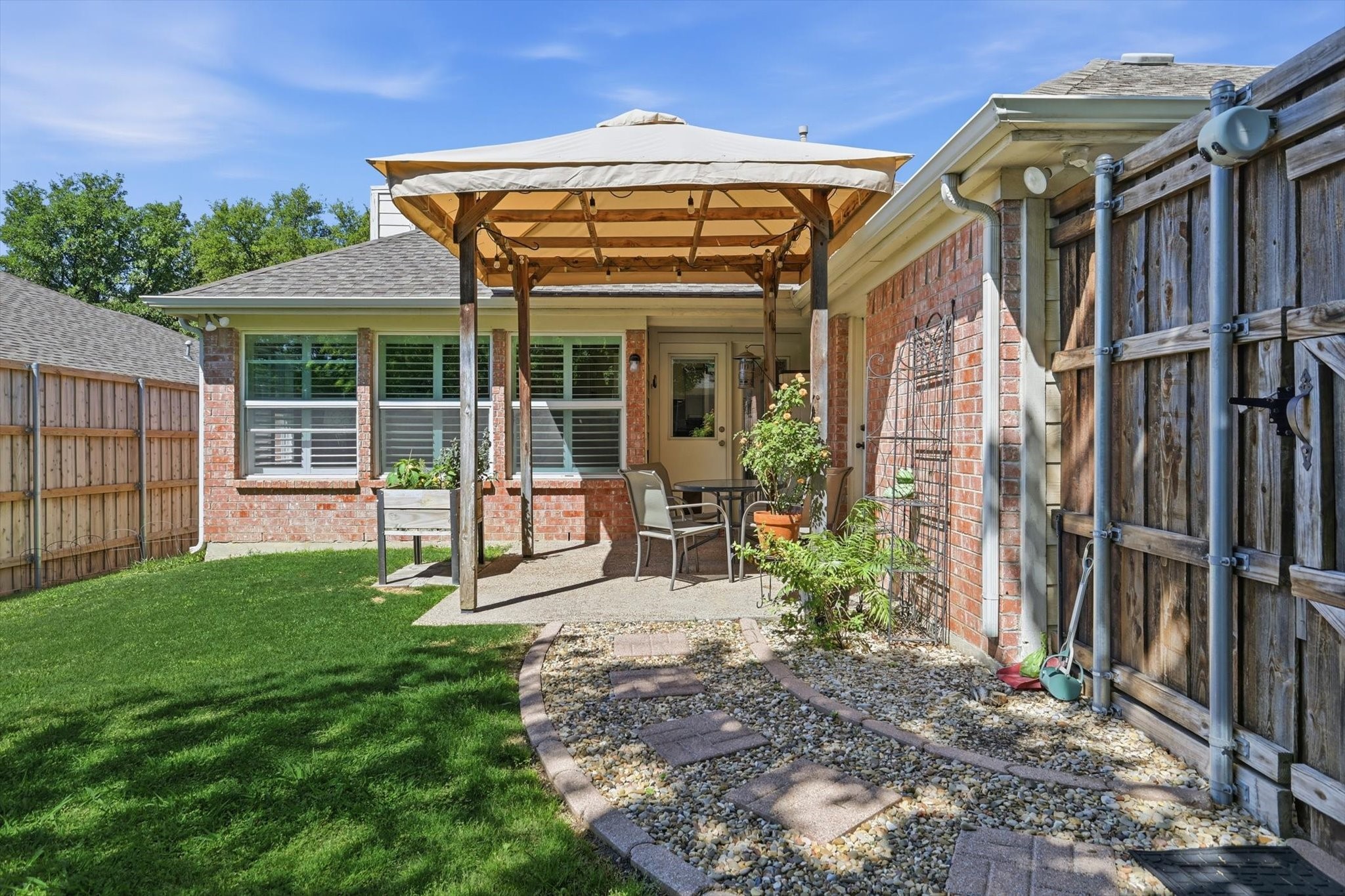 2865 Crestview Drive Lewisville TX 75067