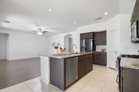 1620 Meadow Trail Lane Aubrey TX 76227