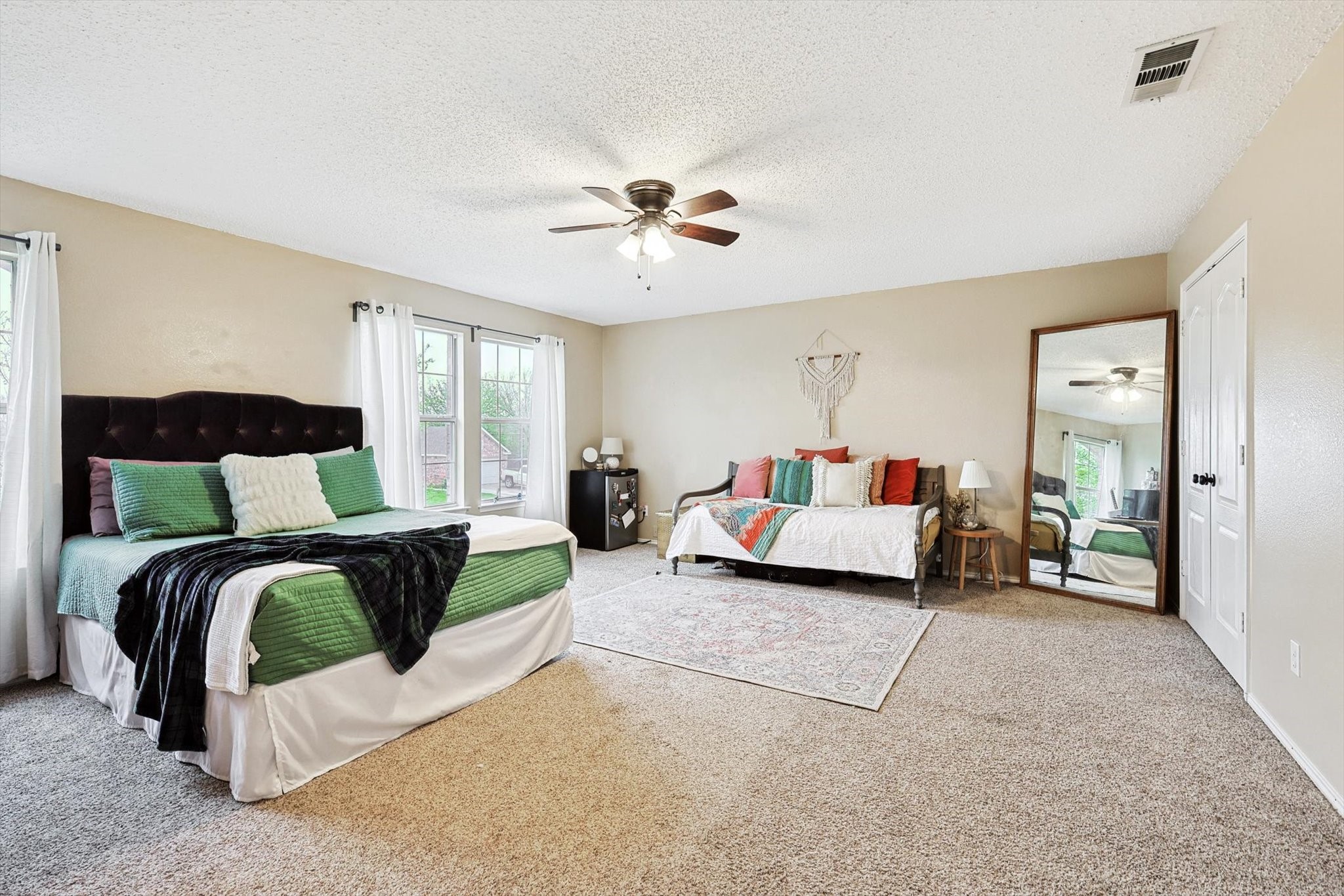 1016 Ridgetop Drive Justin TX 76247