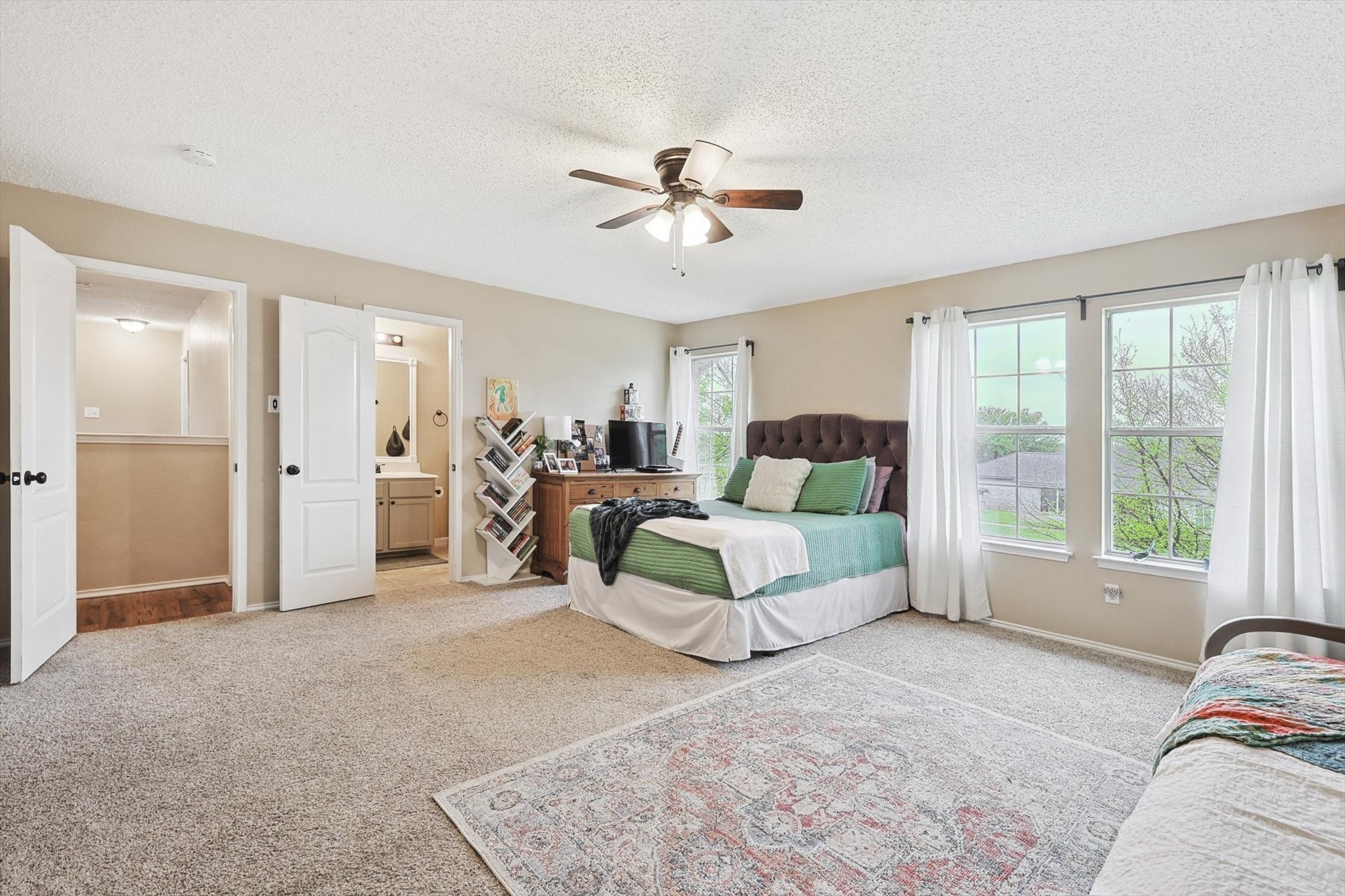 1016 Ridgetop Drive Justin TX 76247