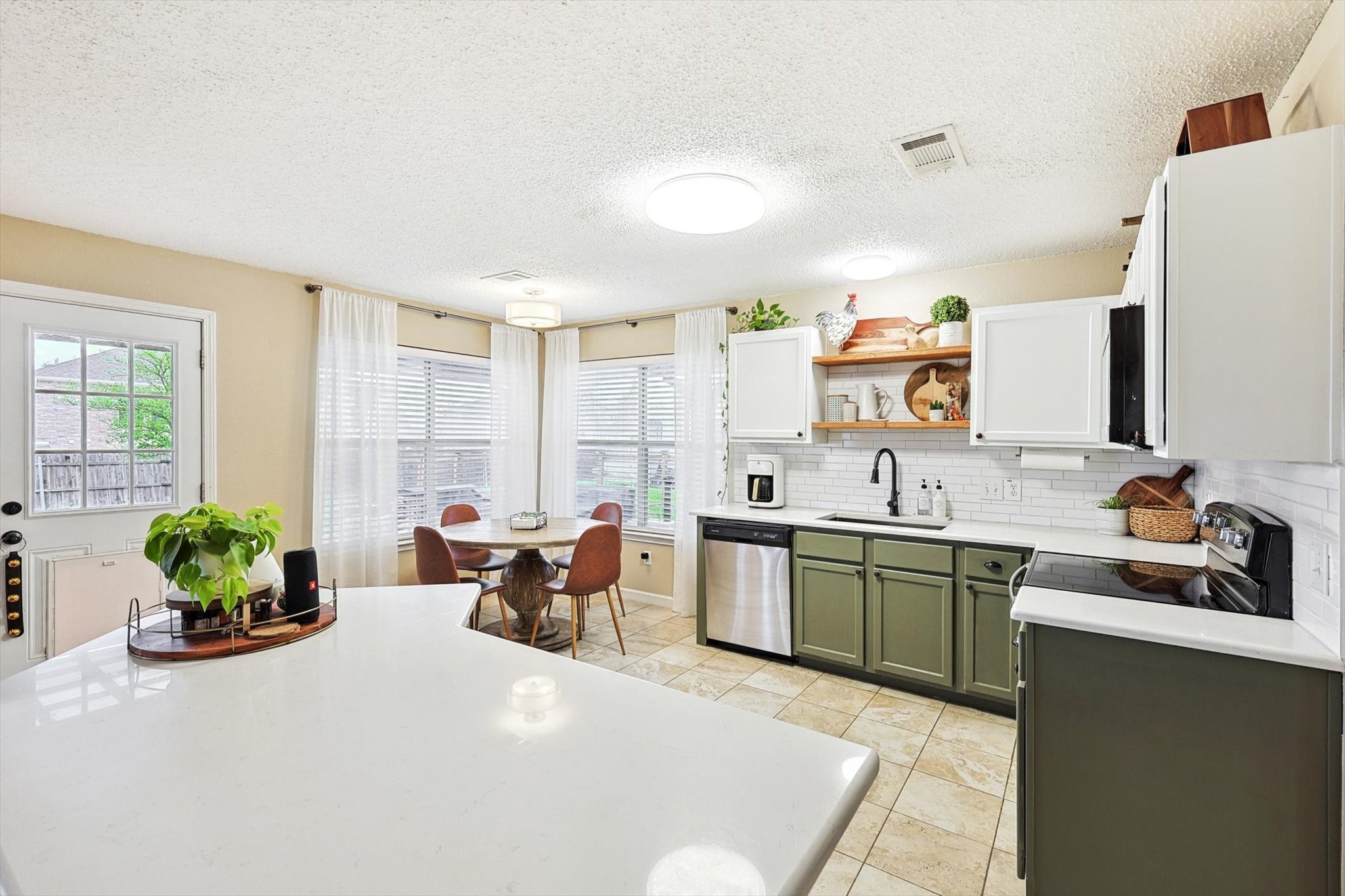 1016 Ridgetop Drive Justin TX 76247