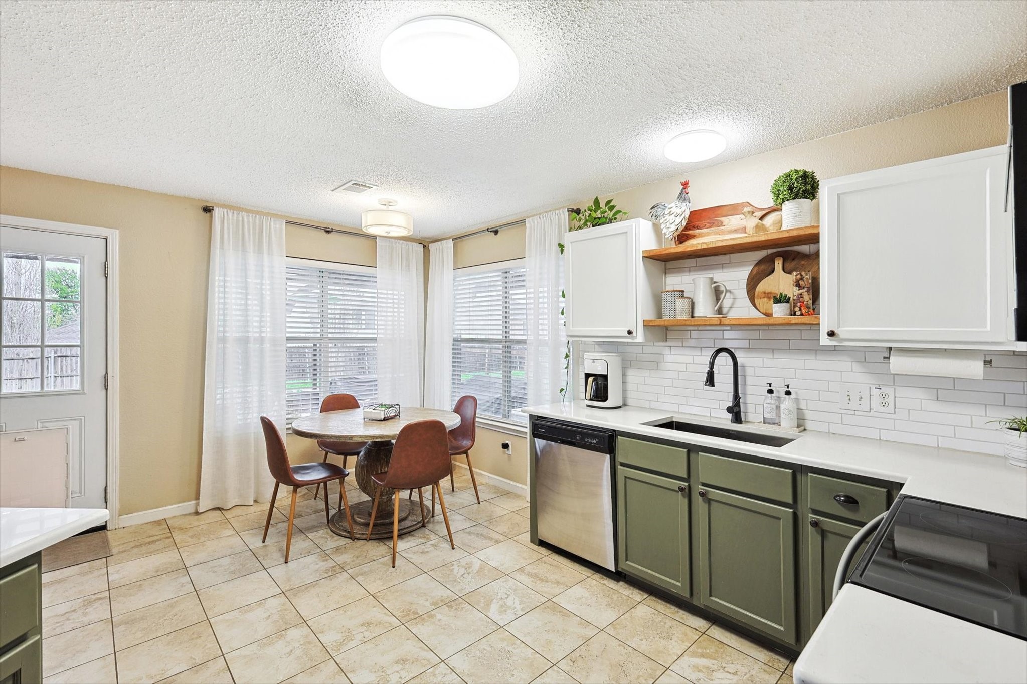 1016 Ridgetop Drive Justin TX 76247