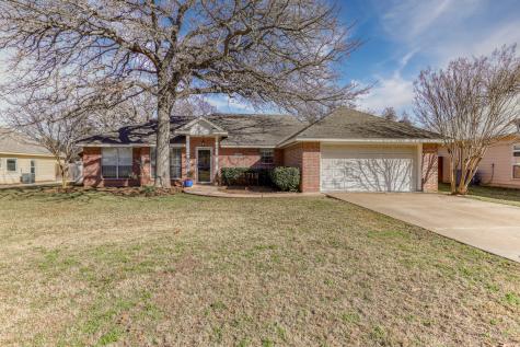 3713 Winding Way Granbury TX 76049