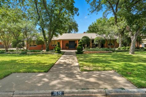 1618 Elmwood Drive Abilene TX 79605