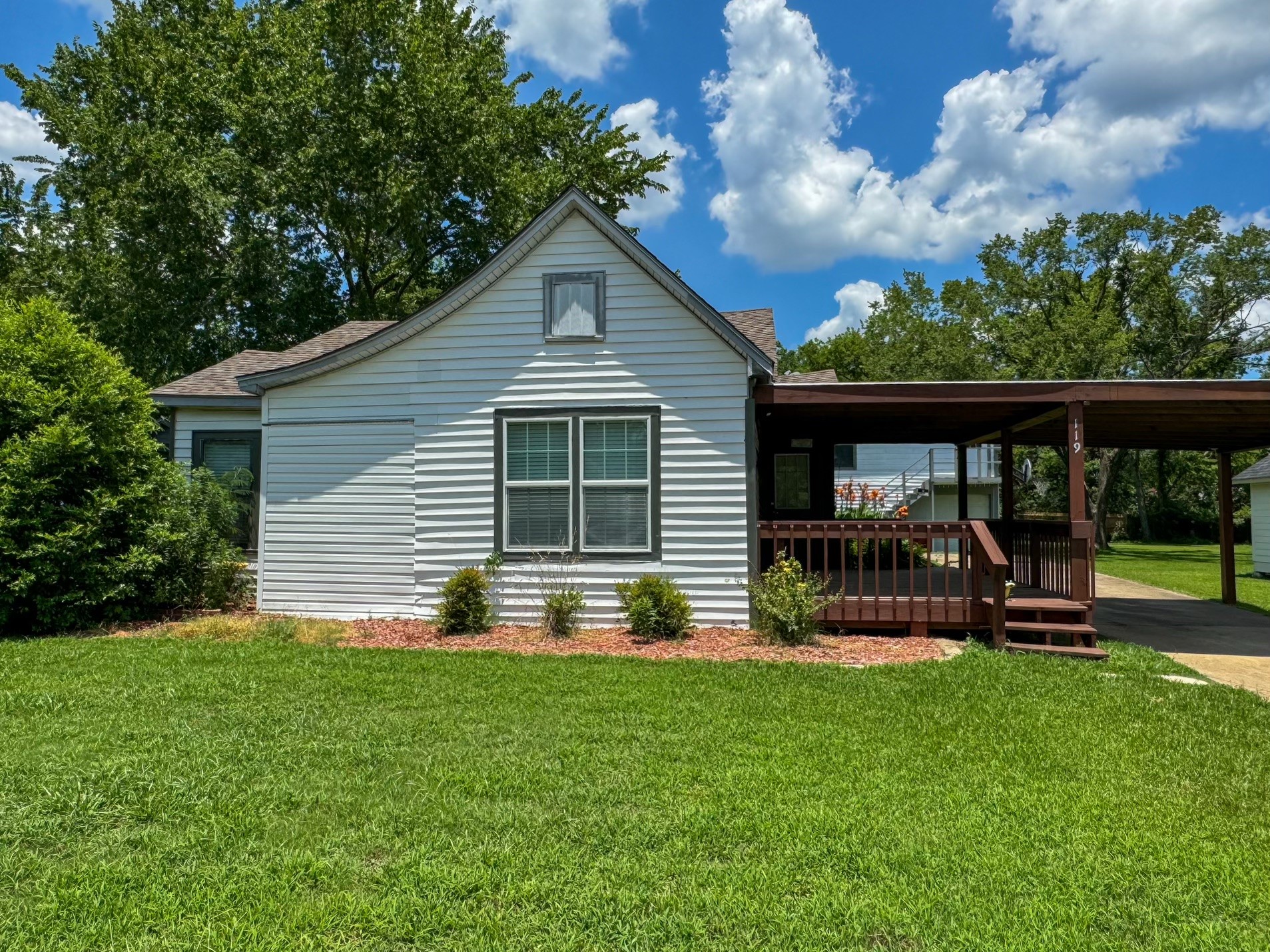 119 Carthel Street Mount Vernon TX 75457