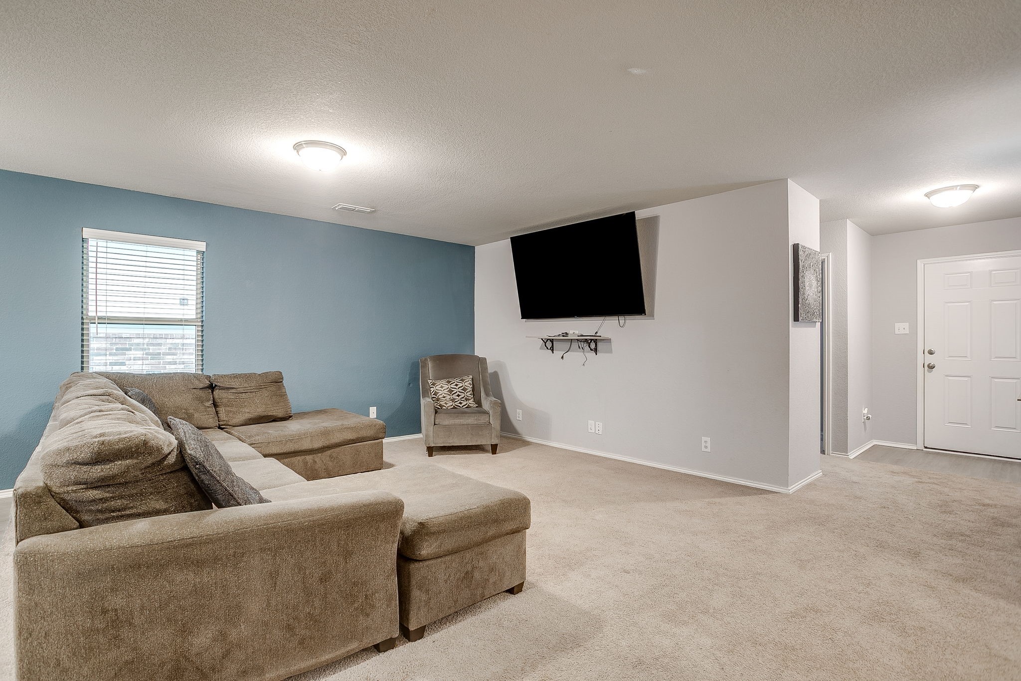 3033 Whitetail Chase Drive Fort Worth TX 76108
