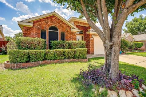 301 Prairie Gulch Drive Fort Worth TX 76140