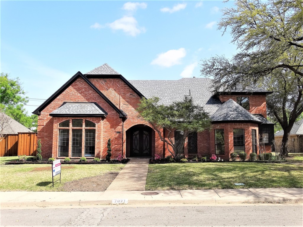 7027 Mumford Street Dallas TX 75252