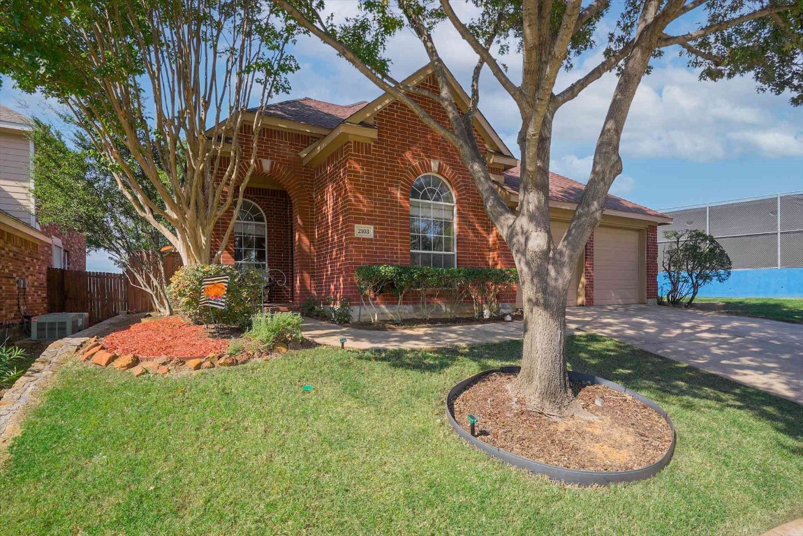 2103 Clubside Drive Corinth TX 76210