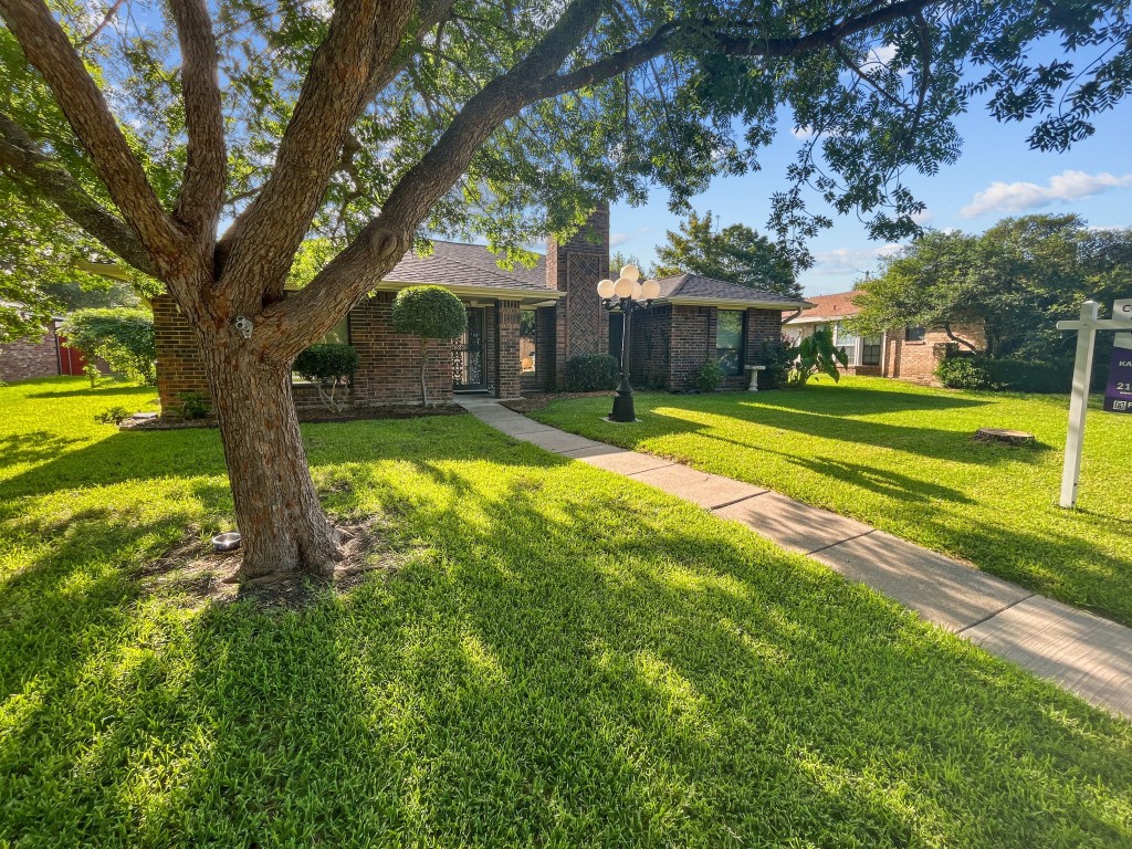 428 Larchbrook Drive Garland TX 75043